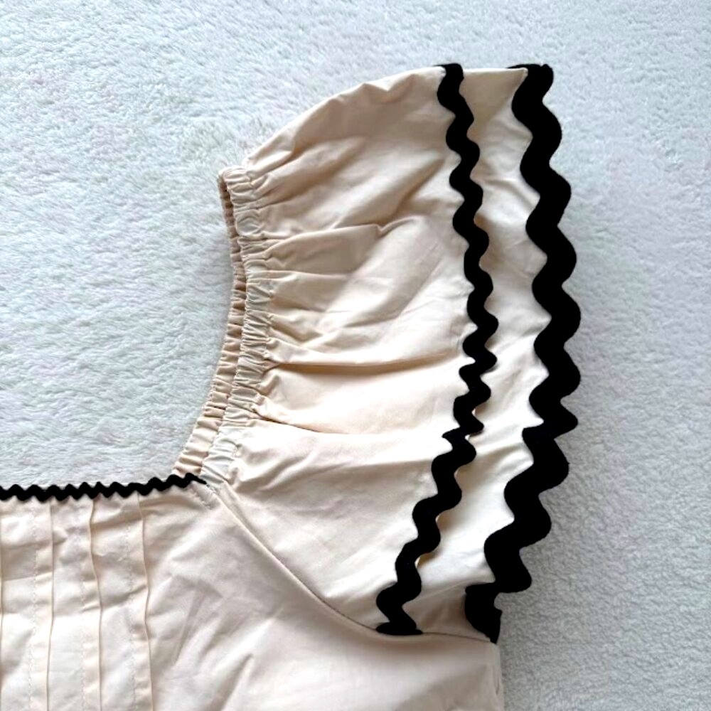NWT Listicle Vintage Inspired Cream Blouse Size L Square Neck Cottagecore Top - Picture 9 of 16
